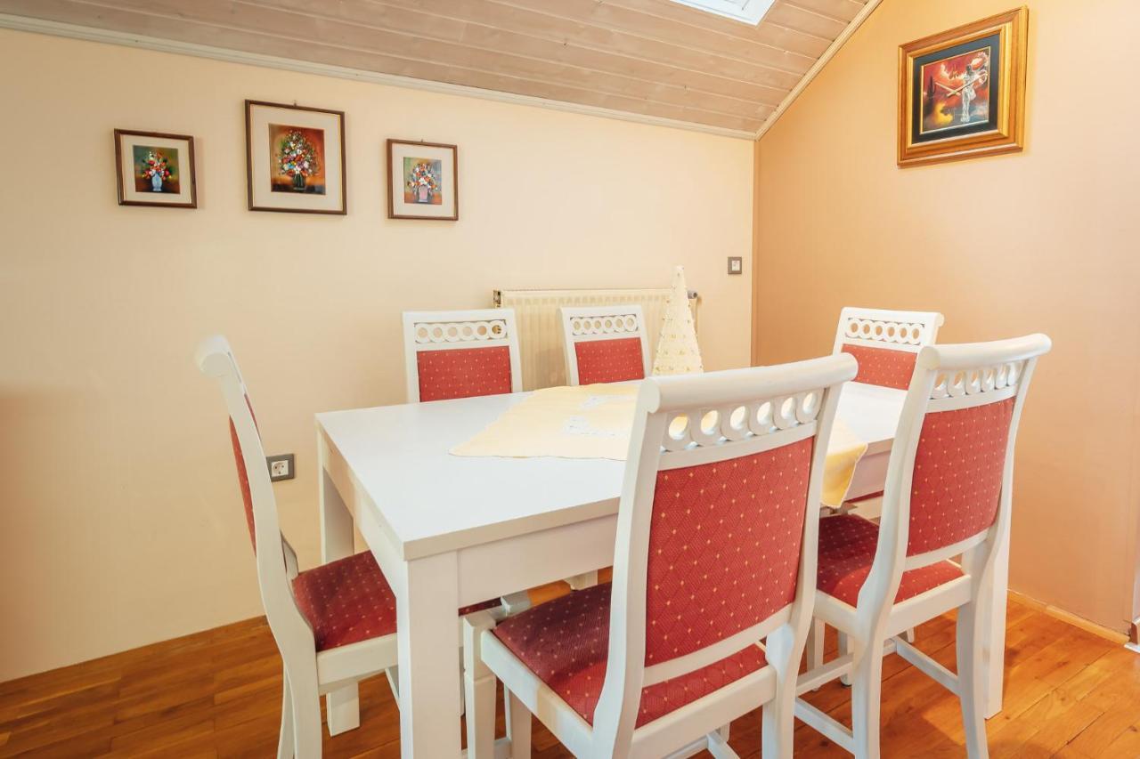 Apartma Borovc Mojstrana Buitenkant foto